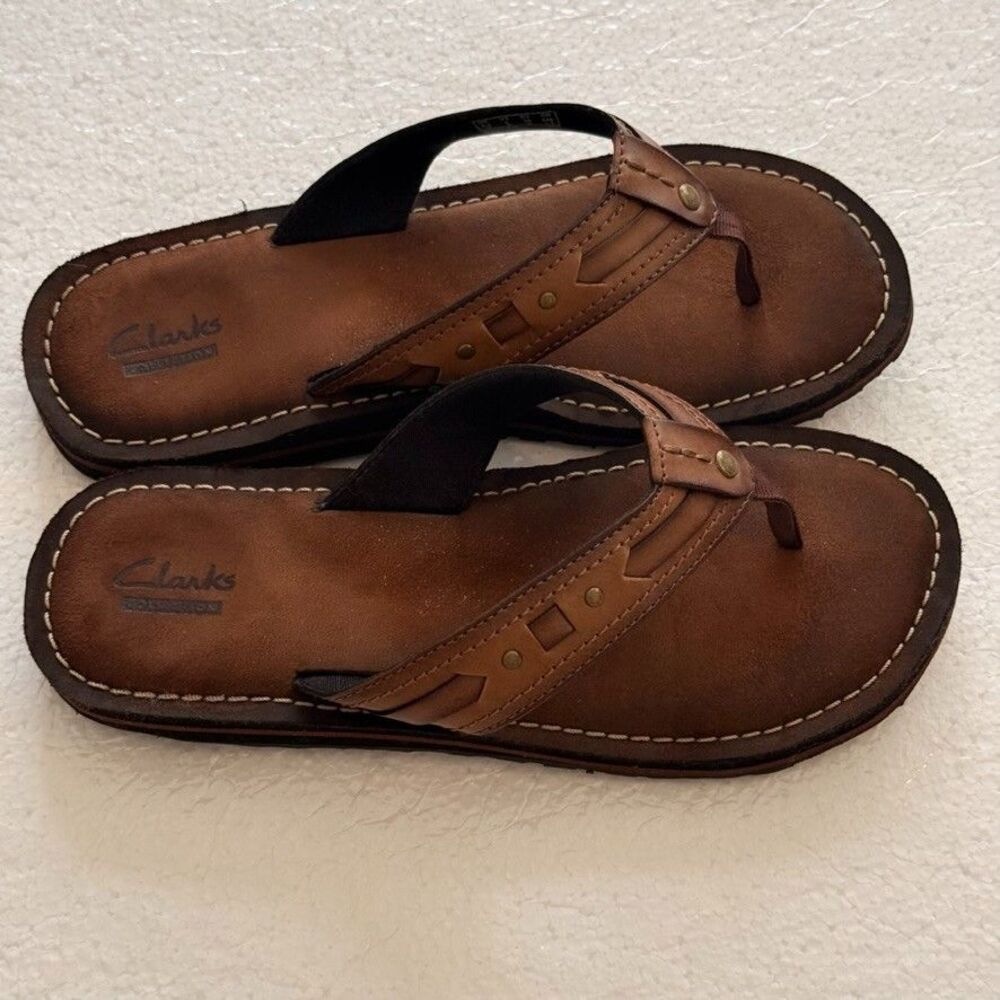 Clarks Fenner Sandals Women’s 8M Brown Honey Leather Flip Flops NEW - Picture 2 of 5